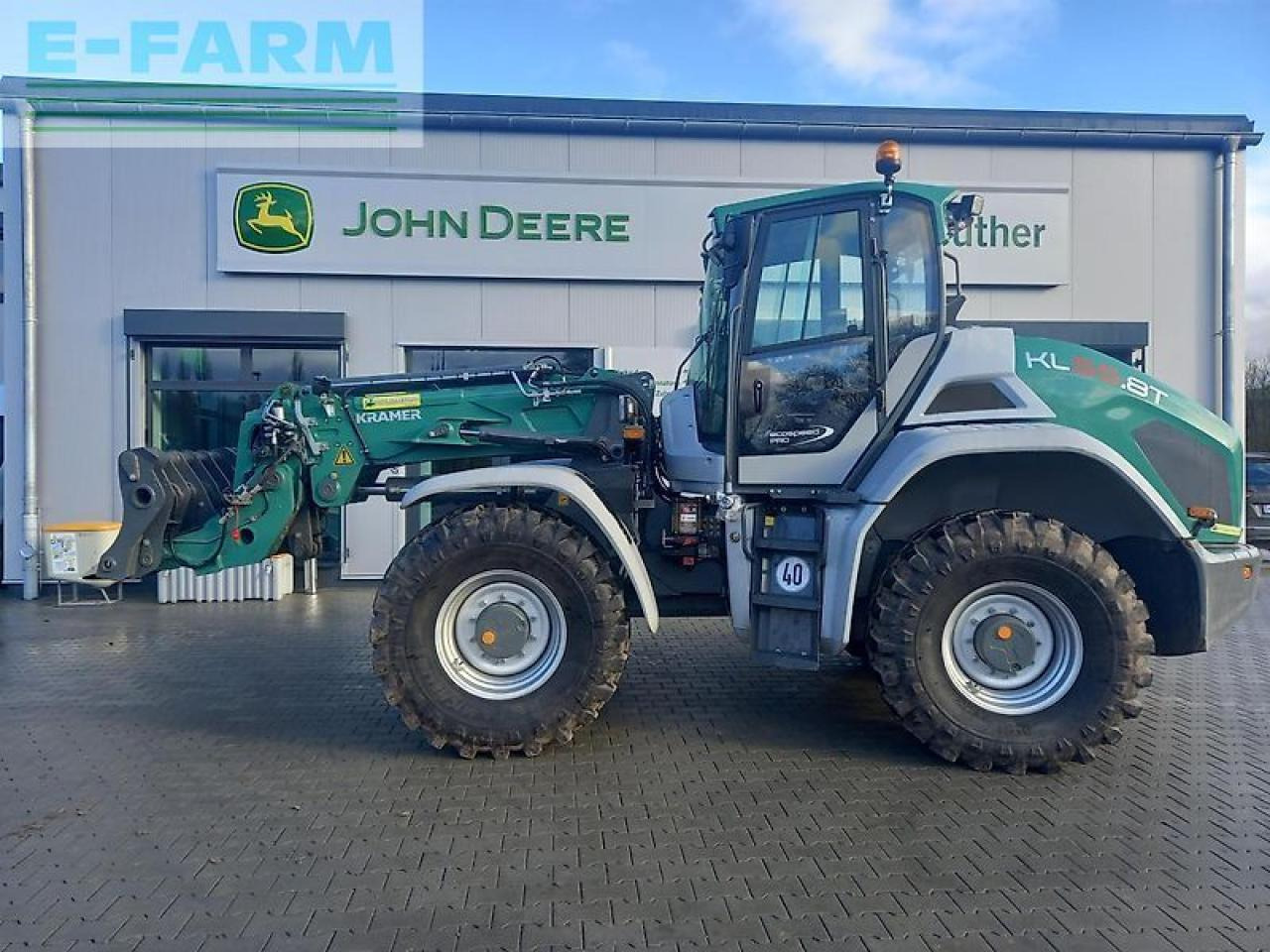 Kramer kl55.8t - Mini bager: slika Kramer kl55.8t - Mini bager Kramer kl55.8t - Mini bager: slika Kramer kl55.8t - Mini bager