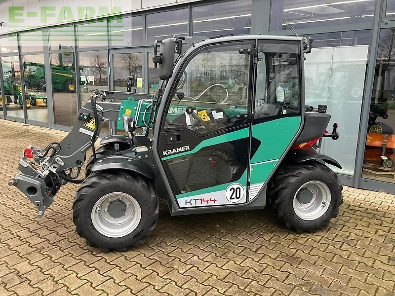 Kramer kt144 - Teleskopski rukovatelj: slika Kramer kt144 - Teleskopski rukovatelj Kramer kt144 - Teleskopski rukovatelj: slika Kramer kt144 - Teleskopski rukovatelj