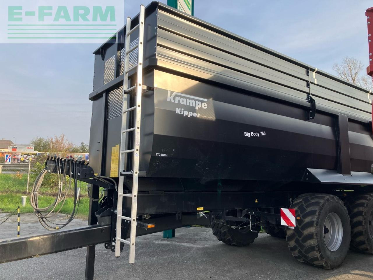 Krampe BigBody 750 - Nagibna prikolica za poljoprivredna gospodarstva/ Istovarivač: slika Krampe BigBody 750 - Nagibna prikolica za poljoprivredna gospodarstva/ Istovarivač Krampe BigBody 750 - Nagibna prikolica za poljoprivredna gospodarstva/ Istovarivač: slika Krampe BigBody 750 - Nagibna prikolica za poljoprivredna gospodarstva/ Istovarivač