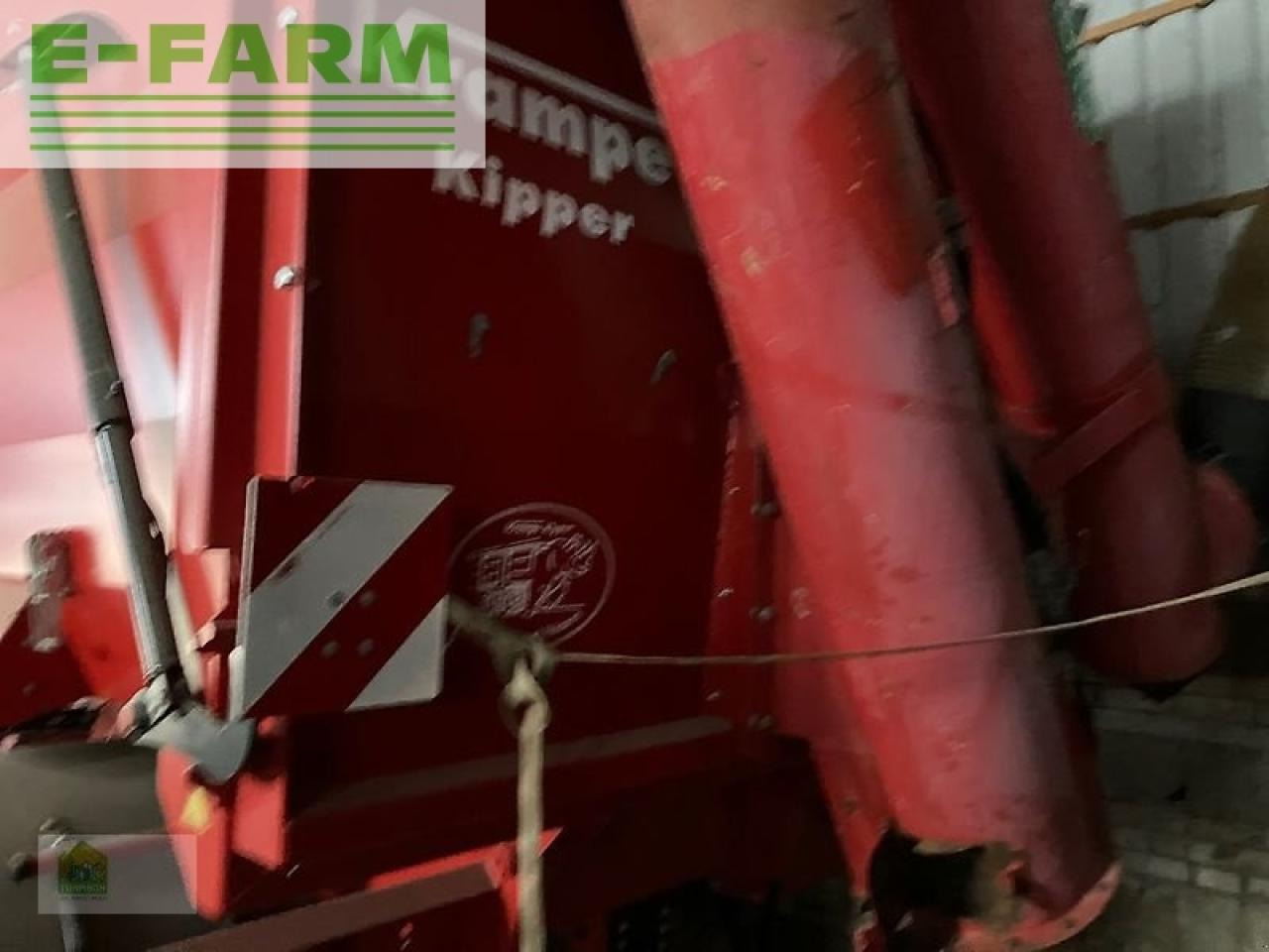 Nagibna prikolica za poljoprivredna gospodarstva/ Istovarivač Krampe big body bb 600 + canagro schnecke df1315: slika Nagibna prikolica za poljoprivredna gospodarstva/ Istovarivač Krampe big body bb 600 + canagro schnecke df1315