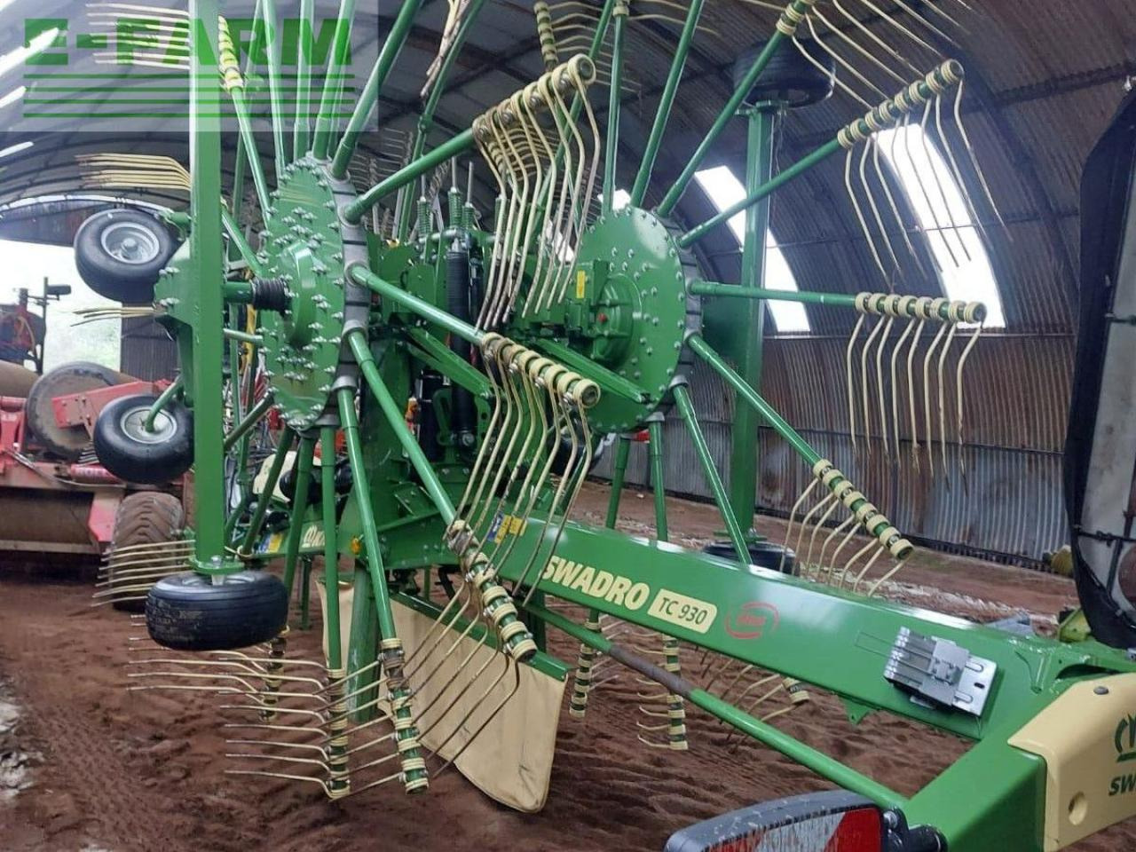 Krone USED TC930 - Prevrtač sijena/ Grabulje: slika Krone USED TC930 - Prevrtač sijena/ Grabulje Krone USED TC930 - Prevrtač sijena/ Grabulje: slika Krone USED TC930 - Prevrtač sijena/ Grabulje