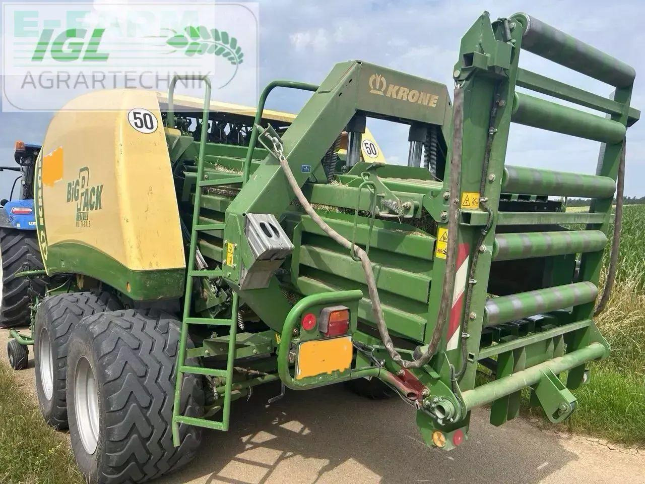 Krone big pack 1270xc multi bale - Kvadratna balirka: slika Krone big pack 1270xc multi bale - Kvadratna balirka Krone big pack 1270xc multi bale - Kvadratna balirka: slika Krone big pack 1270xc multi bale - Kvadratna balirka