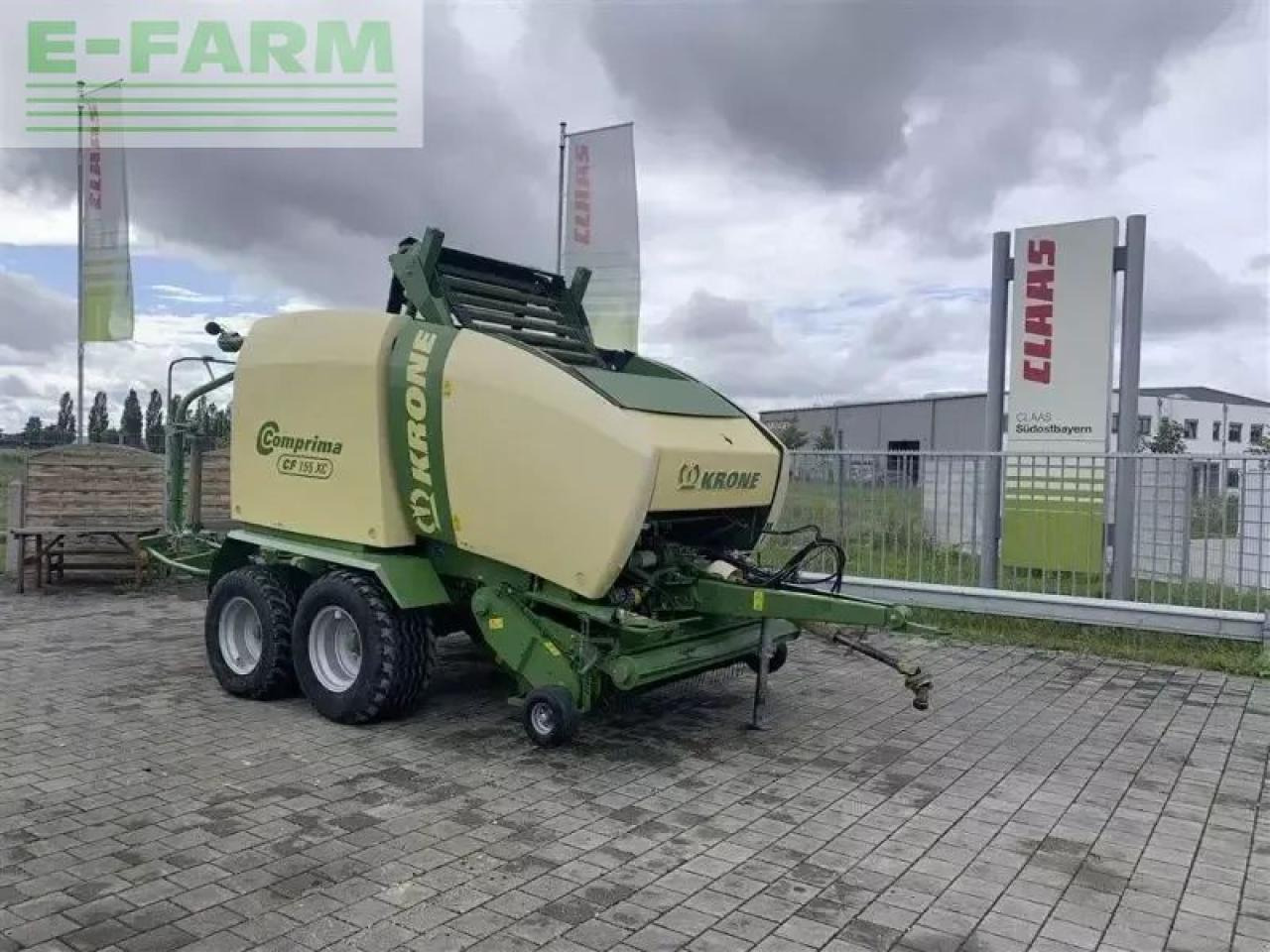 Krone comprima cf 155 xc - Kvadratna balirka: slika Krone comprima cf 155 xc - Kvadratna balirka Krone comprima cf 155 xc - Kvadratna balirka: slika Krone comprima cf 155 xc - Kvadratna balirka