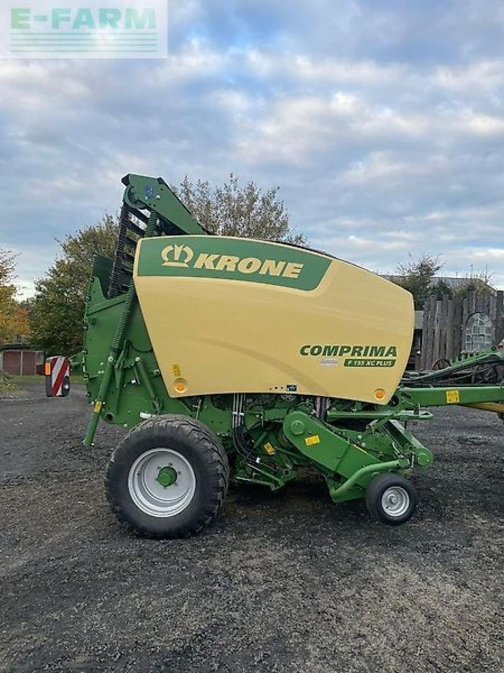 Krone comprima f 155 xc plus - Kvadratna balirka: slika Krone comprima f 155 xc plus - Kvadratna balirka Krone comprima f 155 xc plus - Kvadratna balirka: slika Krone comprima f 155 xc plus - Kvadratna balirka