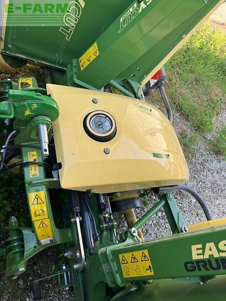 Krone easy cut f320m, mt603-40 - Kosilica: slika Krone easy cut f320m, mt603-40 - Kosilica Krone easy cut f320m, mt603-40 - Kosilica: slika Krone easy cut f320m, mt603-40 - Kosilica