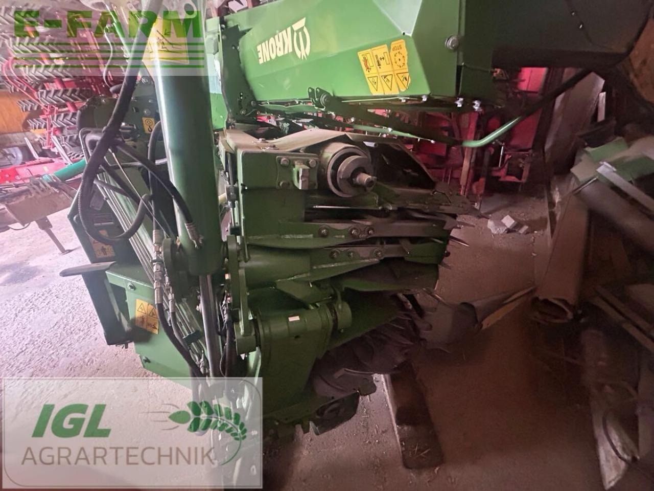 Krone easycollect 903 - Kombajn za kukuruz: slika Krone easycollect 903 - Kombajn za kukuruz Krone easycollect 903 - Kombajn za kukuruz: slika Krone easycollect 903 - Kombajn za kukuruz