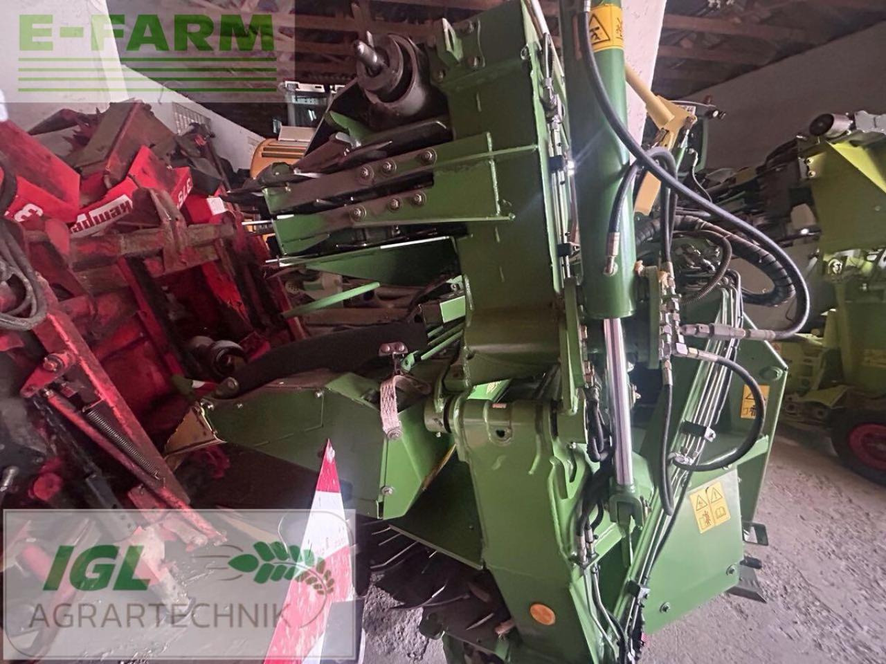 Krone easycollect 903 - Kombajn za kukuruz: slika Krone easycollect 903 - Kombajn za kukuruz Krone easycollect 903 - Kombajn za kukuruz: slika Krone easycollect 903 - Kombajn za kukuruz