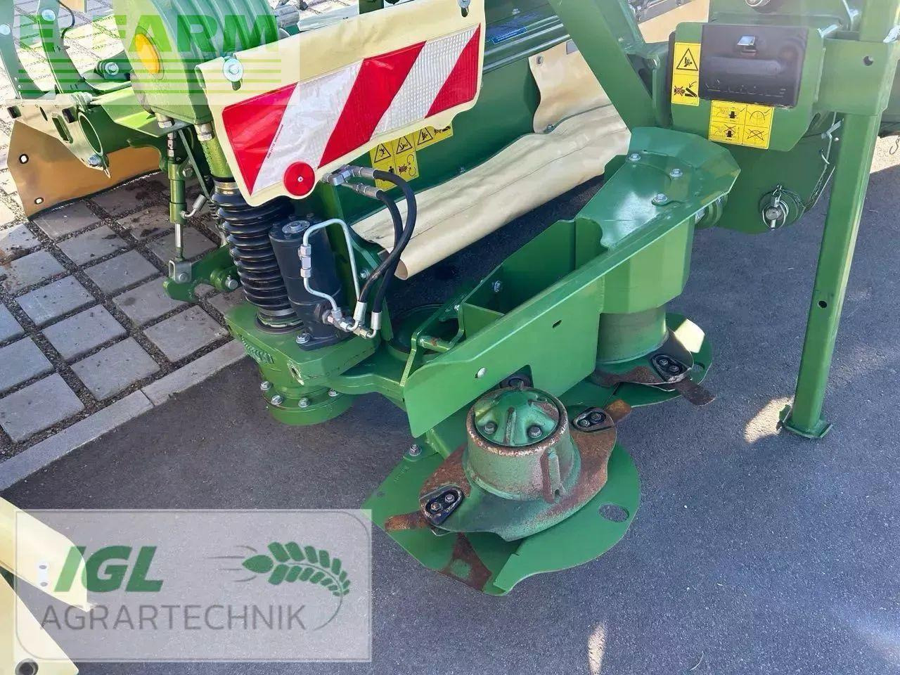 Krone easycut f 400 float - Kosilica: slika Krone easycut f 400 float - Kosilica Krone easycut f 400 float - Kosilica: slika Krone easycut f 400 float - Kosilica