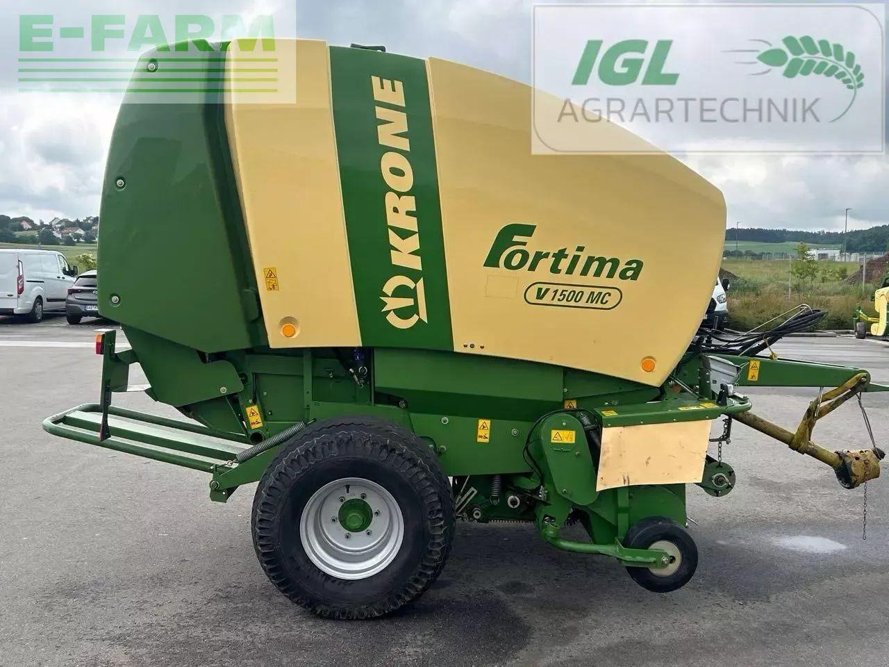 Krone fortima v 1500 mc - Kvadratna balirka: slika Krone fortima v 1500 mc - Kvadratna balirka Krone fortima v 1500 mc - Kvadratna balirka: slika Krone fortima v 1500 mc - Kvadratna balirka