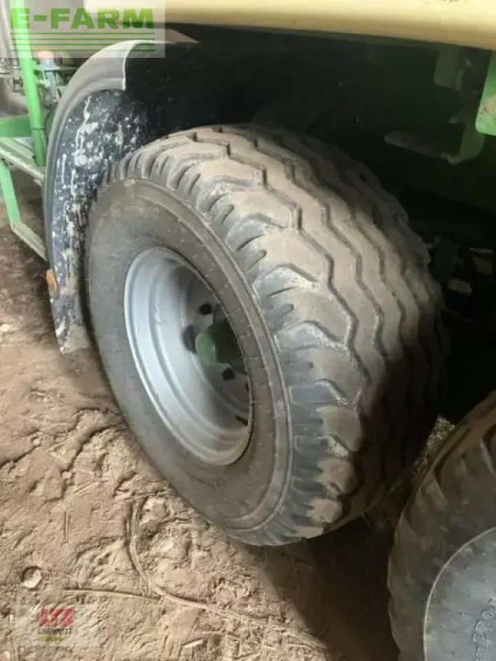 Krone gebr. comprima cv150xc presse - Kvadratna balirka: slika Krone gebr. comprima cv150xc presse - Kvadratna balirka Krone gebr. comprima cv150xc presse - Kvadratna balirka: slika Krone gebr. comprima cv150xc presse - Kvadratna balirka