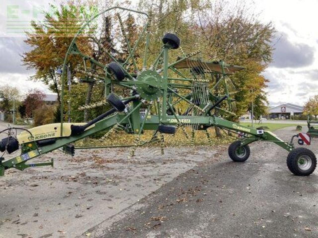 Krone gebr. schwader ts 680 - Prevrtač sijena/ Grabulje: slika Krone gebr. schwader ts 680 - Prevrtač sijena/ Grabulje Krone gebr. schwader ts 680 - Prevrtač sijena/ Grabulje: slika Krone gebr. schwader ts 680 - Prevrtač sijena/ Grabulje