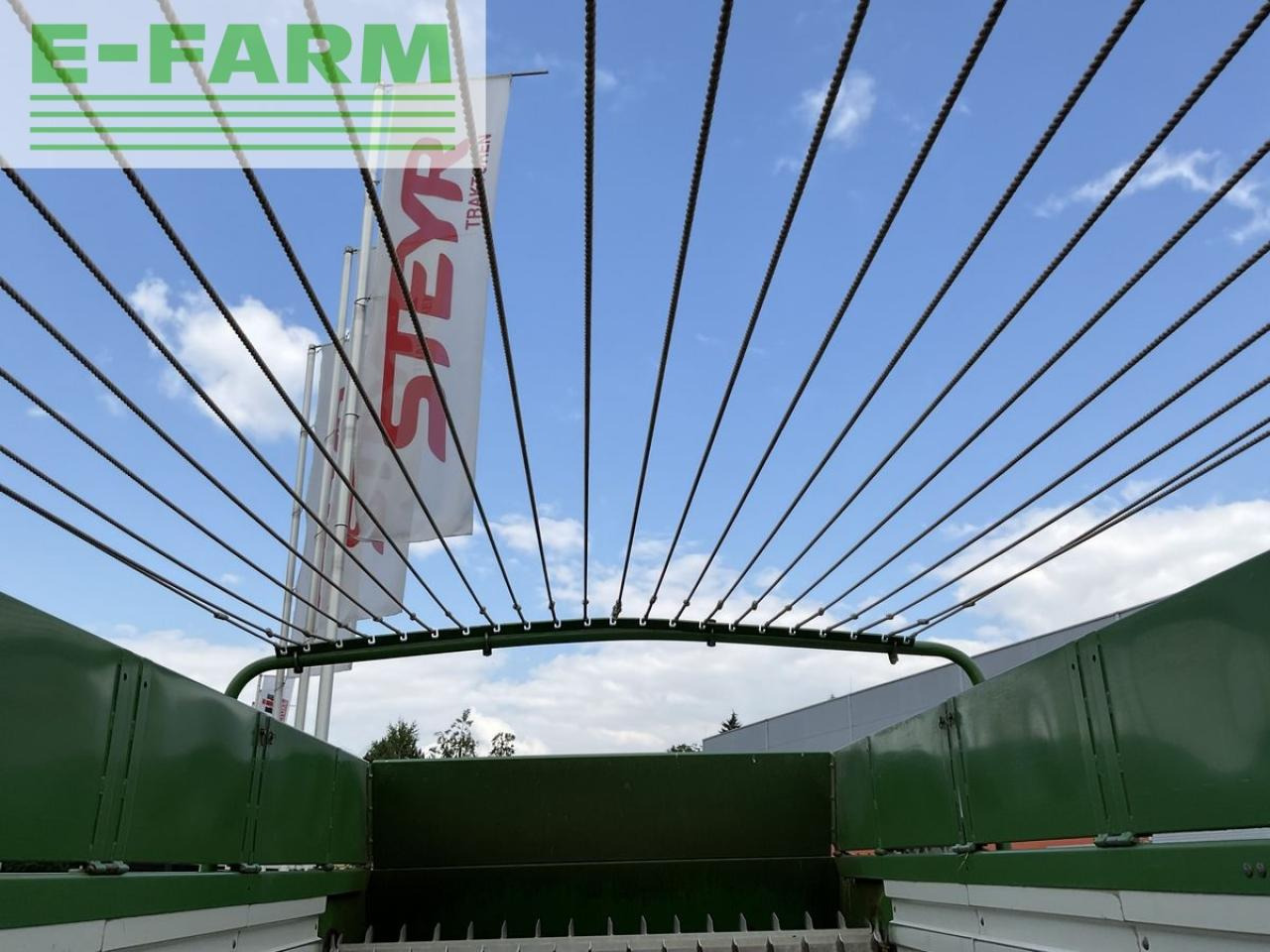 Krone krone ladewagen titan r 48/gd - Nagibna prikolica za poljoprivredna gospodarstva/ Istovarivač: slika Krone krone ladewagen titan r 48/gd - Nagibna prikolica za poljoprivredna gospodarstva/ Istovarivač Krone krone ladewagen titan r 48/gd - Nagibna prikolica za poljoprivredna gospodarstva/ Istovarivač: slika Krone krone ladewagen titan r 48/gd - Nagibna prikolica za poljoprivredna gospodarstva/ Istovarivač