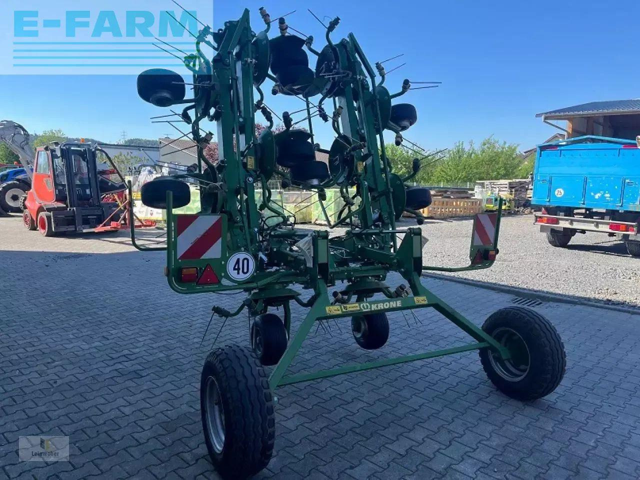 Krone kwt 10.02/10 - Prevrtač sijena/ Grabulje: slika Krone kwt 10.02/10 - Prevrtač sijena/ Grabulje Krone kwt 10.02/10 - Prevrtač sijena/ Grabulje: slika Krone kwt 10.02/10 - Prevrtač sijena/ Grabulje