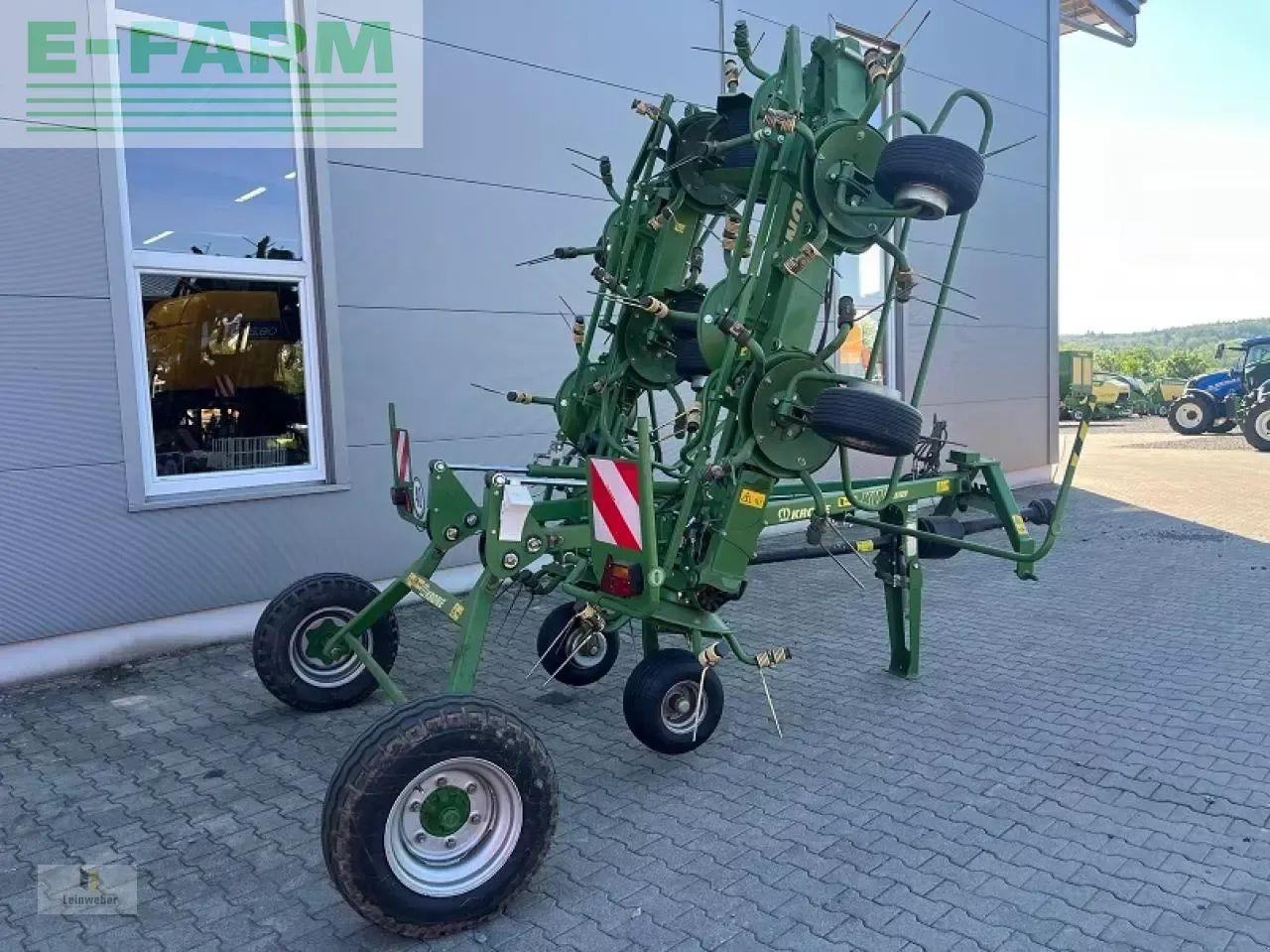 Krone kwt 10.02/10 - Prevrtač sijena/ Grabulje: slika Krone kwt 10.02/10 - Prevrtač sijena/ Grabulje Krone kwt 10.02/10 - Prevrtač sijena/ Grabulje: slika Krone kwt 10.02/10 - Prevrtač sijena/ Grabulje