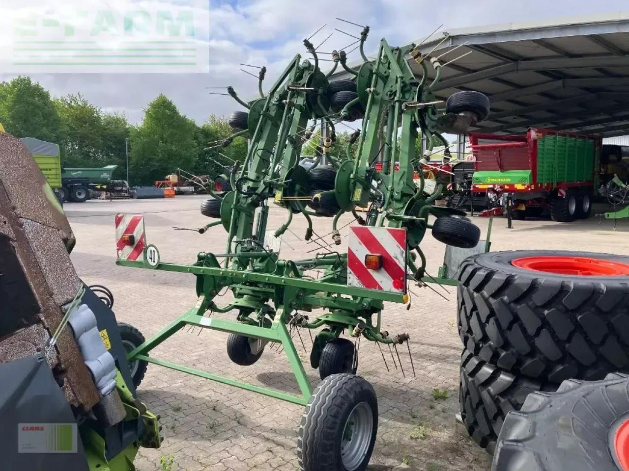 Krone kwt 11.22 - Prevrtač sijena/ Grabulje: slika Krone kwt 11.22 - Prevrtač sijena/ Grabulje Krone kwt 11.22 - Prevrtač sijena/ Grabulje: slika Krone kwt 11.22 - Prevrtač sijena/ Grabulje