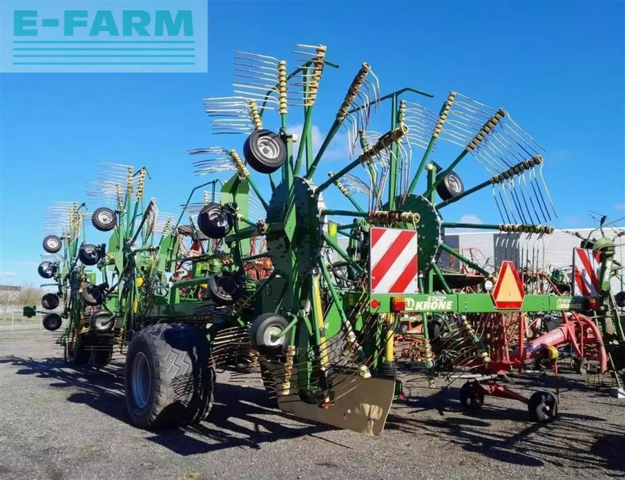 Krone swadro 2000 - Prevrtač sijena/ Grabulje: slika Krone swadro 2000 - Prevrtač sijena/ Grabulje Krone swadro 2000 - Prevrtač sijena/ Grabulje: slika Krone swadro 2000 - Prevrtač sijena/ Grabulje