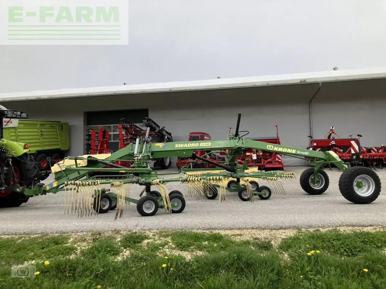 Krone swadro ts 680 - Prevrtač sijena/ Grabulje: slika Krone swadro ts 680 - Prevrtač sijena/ Grabulje Krone swadro ts 680 - Prevrtač sijena/ Grabulje: slika Krone swadro ts 680 - Prevrtač sijena/ Grabulje
