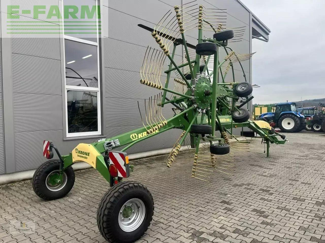 Krone swadro ts 740 - Prevrtač sijena/ Grabulje: slika Krone swadro ts 740 - Prevrtač sijena/ Grabulje Krone swadro ts 740 - Prevrtač sijena/ Grabulje: slika Krone swadro ts 740 - Prevrtač sijena/ Grabulje