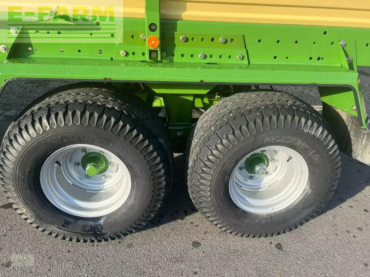 Krone titan 6/48 gl all in im guten zustand - mit zusätzlichen tasträdern hinter der pick-up - Samoutovarni vagon: slika Krone titan 6/48 gl all in im guten zustand - mit zusätzlichen tasträdern hinter der pick-up - Samoutovarni vagon Krone titan 6/48 gl all in im guten zustand - mit zusätzlichen tasträdern hinter der pick-up - Samoutovarni vagon: slika Krone titan 6/48 gl all in im guten zustand - mit zusätzlichen tasträdern hinter der pick-up - Samoutovarni vagon