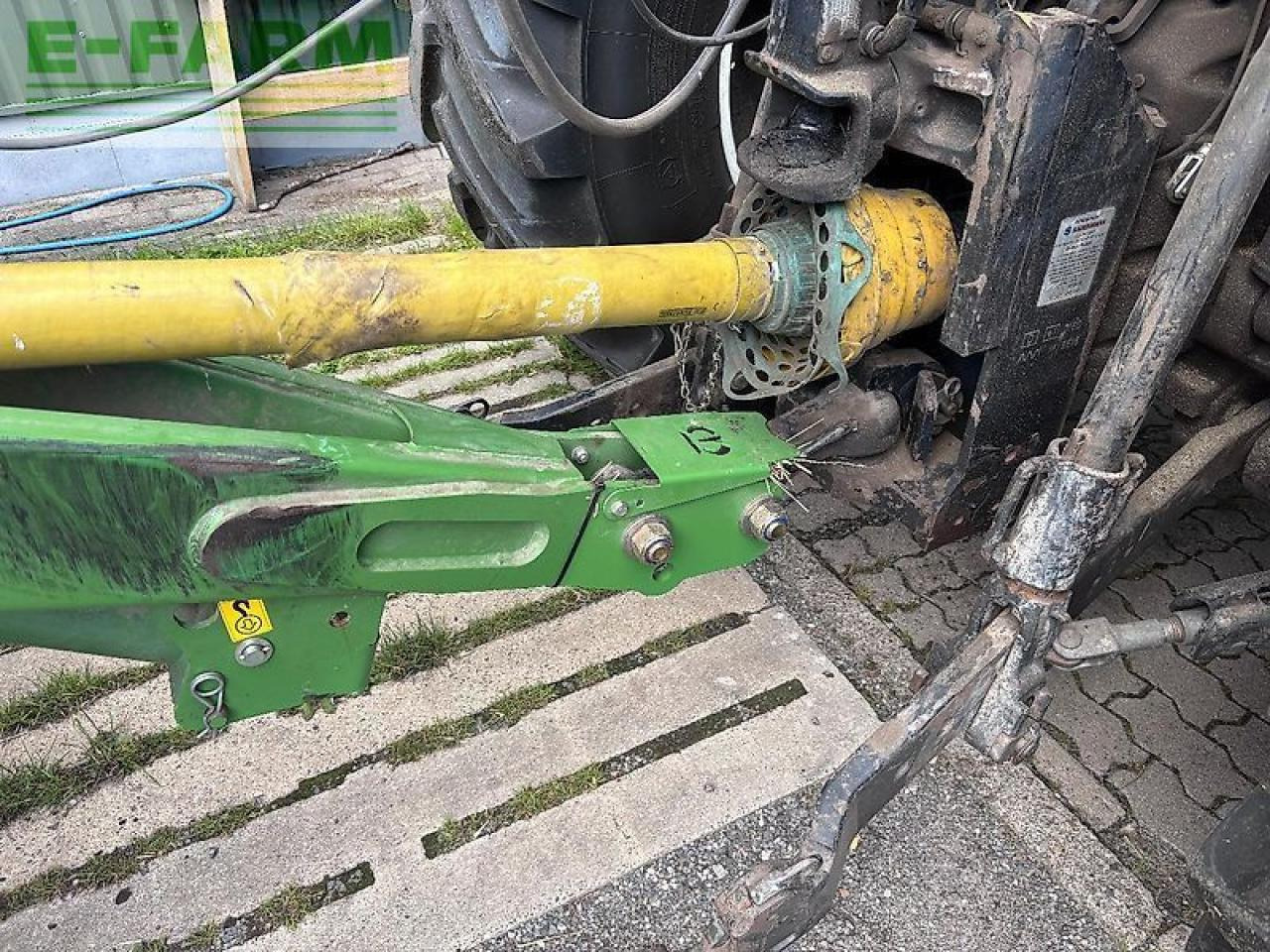 Krone ultima cf 155 xc - Kvadratna balirka: slika Krone ultima cf 155 xc - Kvadratna balirka Krone ultima cf 155 xc - Kvadratna balirka: slika Krone ultima cf 155 xc - Kvadratna balirka
