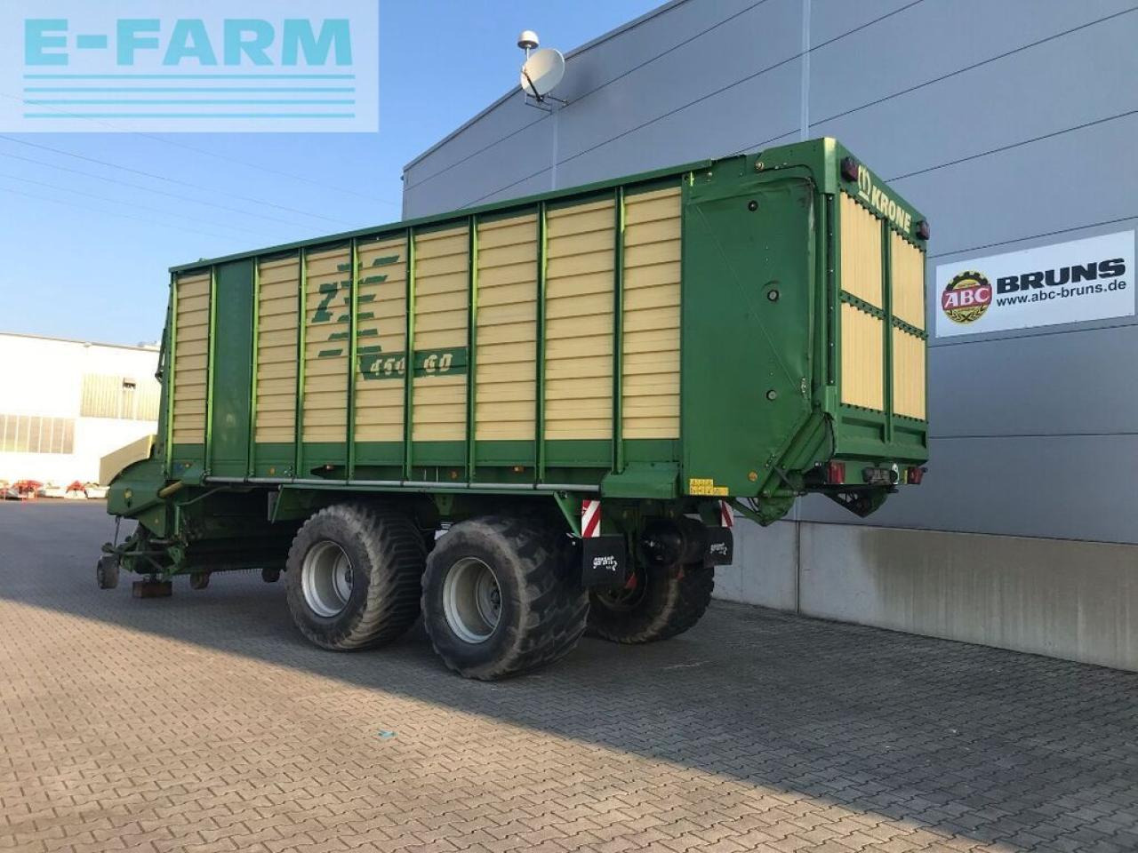Krone zx450 - Nagibna prikolica za poljoprivredna gospodarstva/ Istovarivač: slika Krone zx450 - Nagibna prikolica za poljoprivredna gospodarstva/ Istovarivač Krone zx450 - Nagibna prikolica za poljoprivredna gospodarstva/ Istovarivač: slika Krone zx450 - Nagibna prikolica za poljoprivredna gospodarstva/ Istovarivač