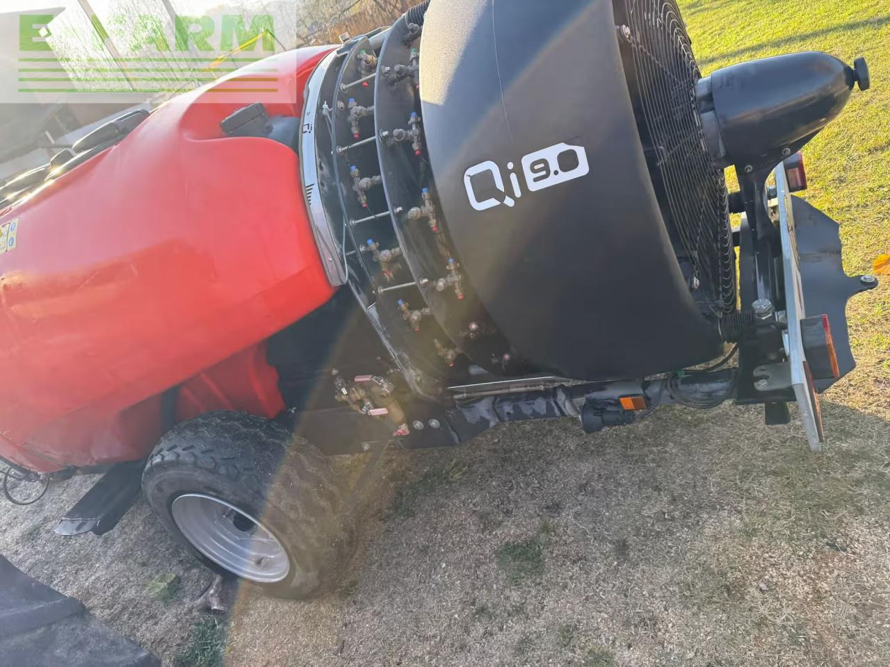 Kubota Qi 9.0 - Vučena prskalica: slika Kubota Qi 9.0 - Vučena prskalica Kubota Qi 9.0 - Vučena prskalica: slika Kubota Qi 9.0 - Vučena prskalica