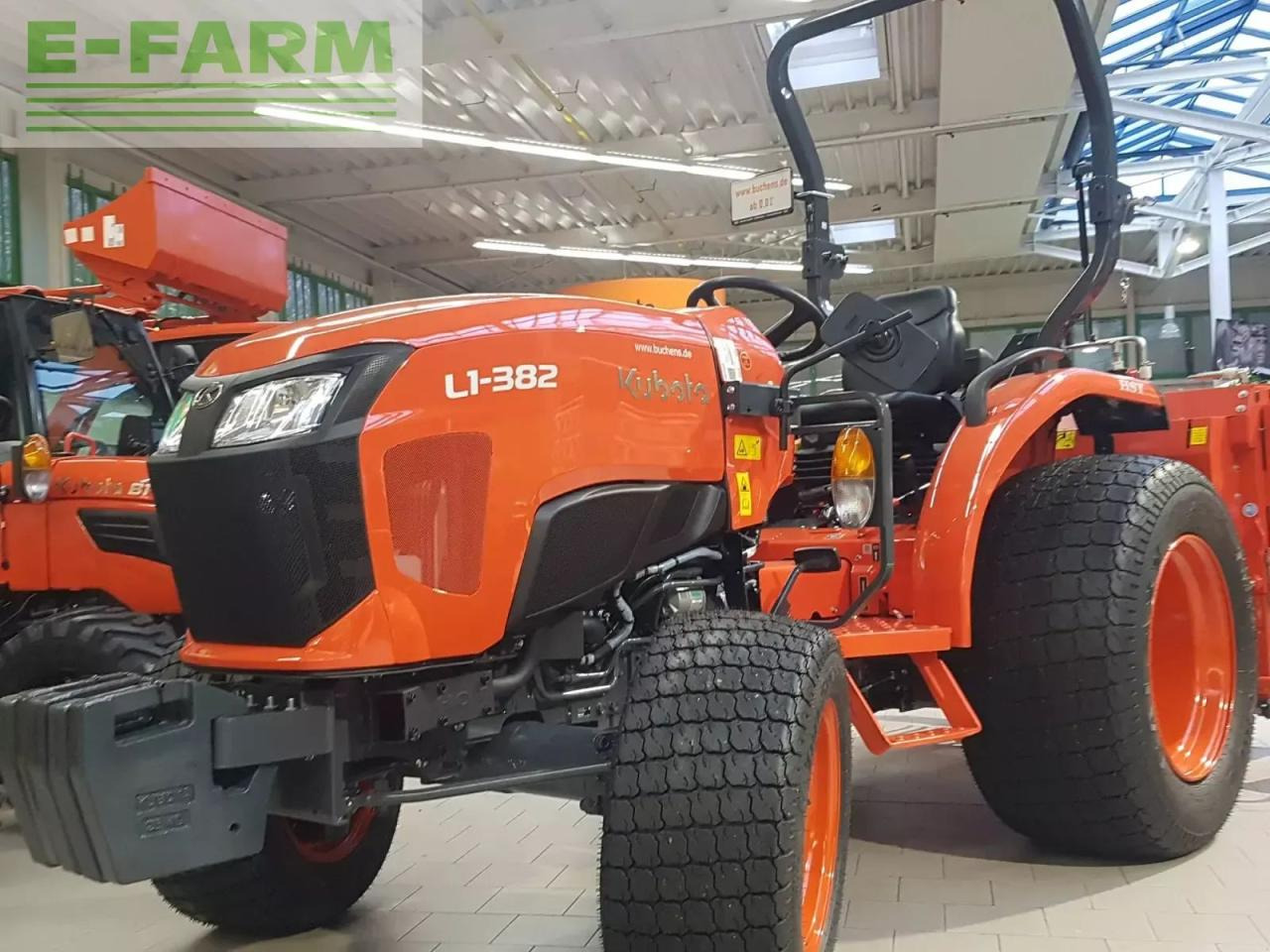 Kubota l1-382 - Traktor: slika Kubota l1-382 - Traktor Kubota l1-382 - Traktor: slika Kubota l1-382 - Traktor