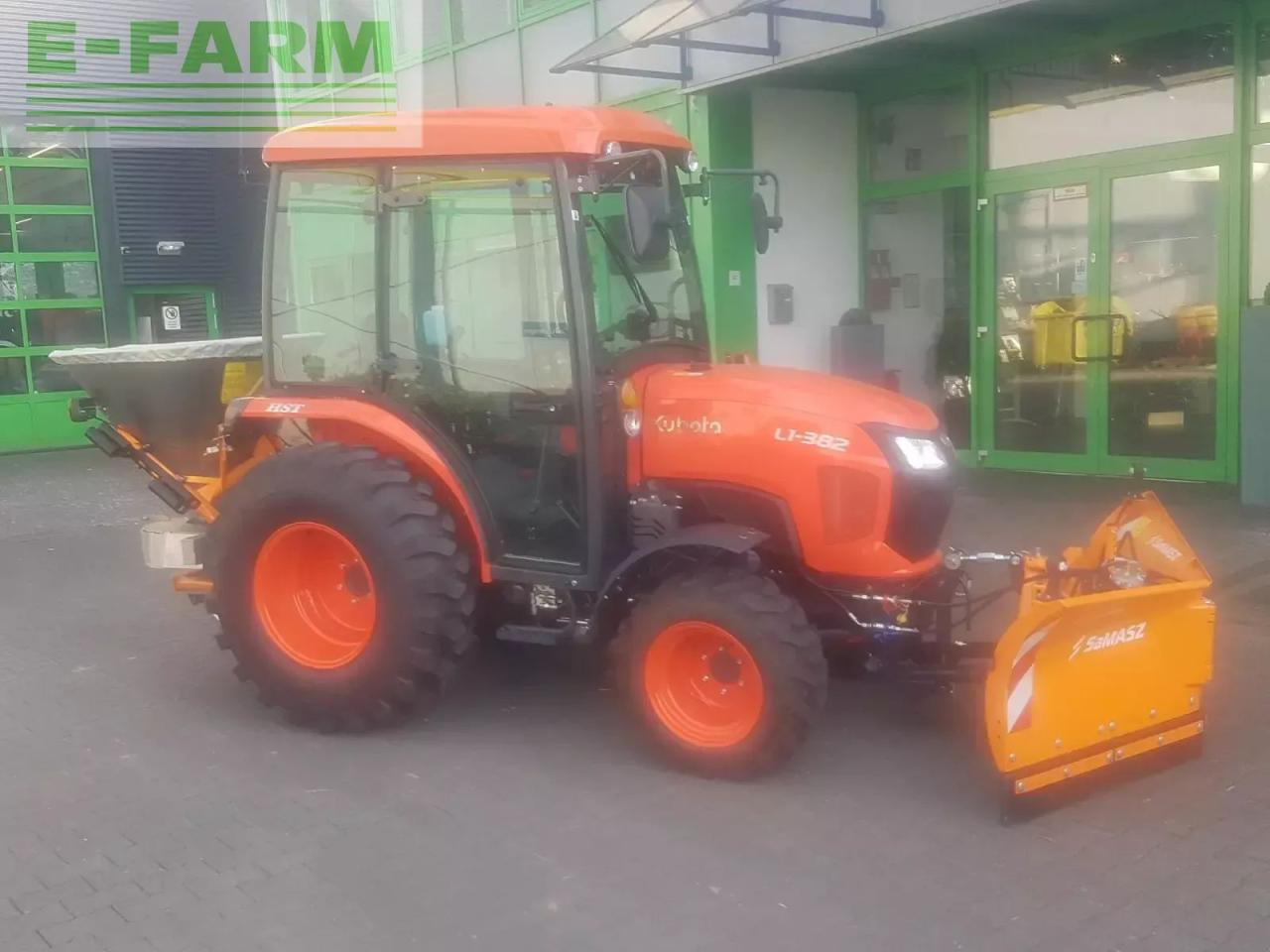 Kubota l1-382 winterdienstpaket - Traktor: slika Kubota l1-382 winterdienstpaket - Traktor Kubota l1-382 winterdienstpaket - Traktor: slika Kubota l1-382 winterdienstpaket - Traktor