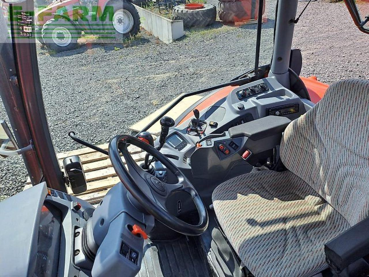 Kubota m135-17 gx 2 - Traktor: slika Kubota m135-17 gx 2 - Traktor Kubota m135-17 gx 2 - Traktor: slika Kubota m135-17 gx 2 - Traktor