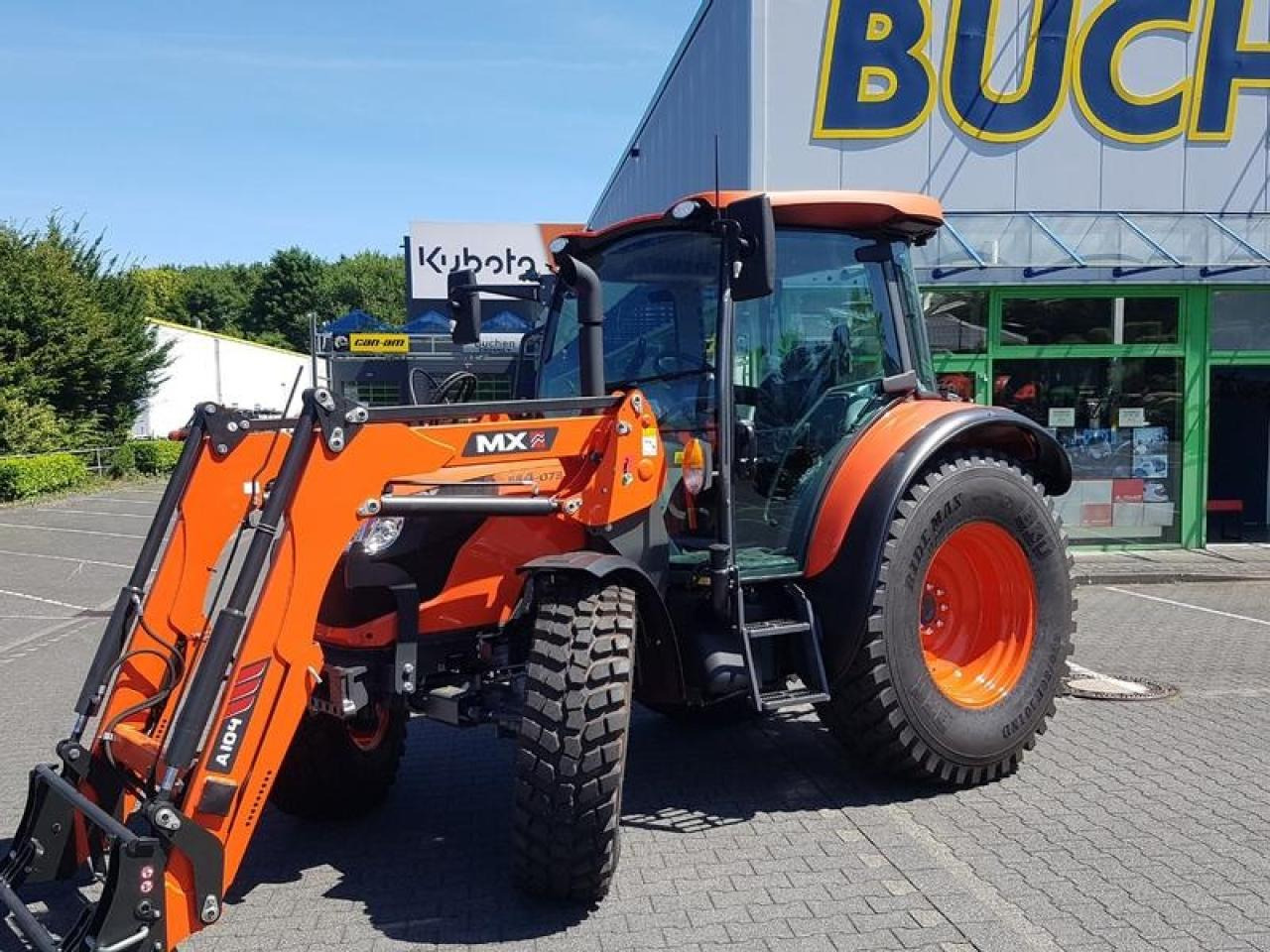 Kubota m4-073 cab 36x36 - Traktor: slika Kubota m4-073 cab 36x36 - Traktor Kubota m4-073 cab 36x36 - Traktor: slika Kubota m4-073 cab 36x36 - Traktor