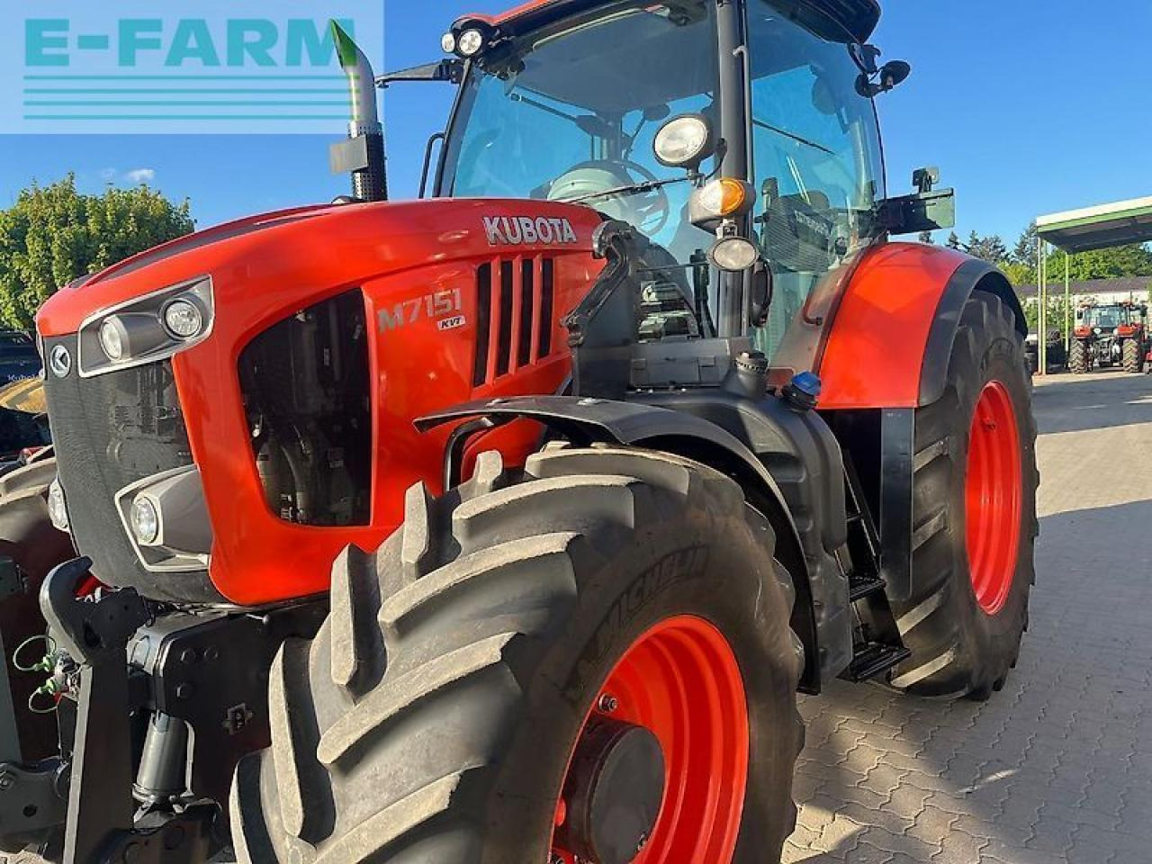 Kubota m7151 - Traktor: slika Kubota m7151 - Traktor Kubota m7151 - Traktor: slika Kubota m7151 - Traktor