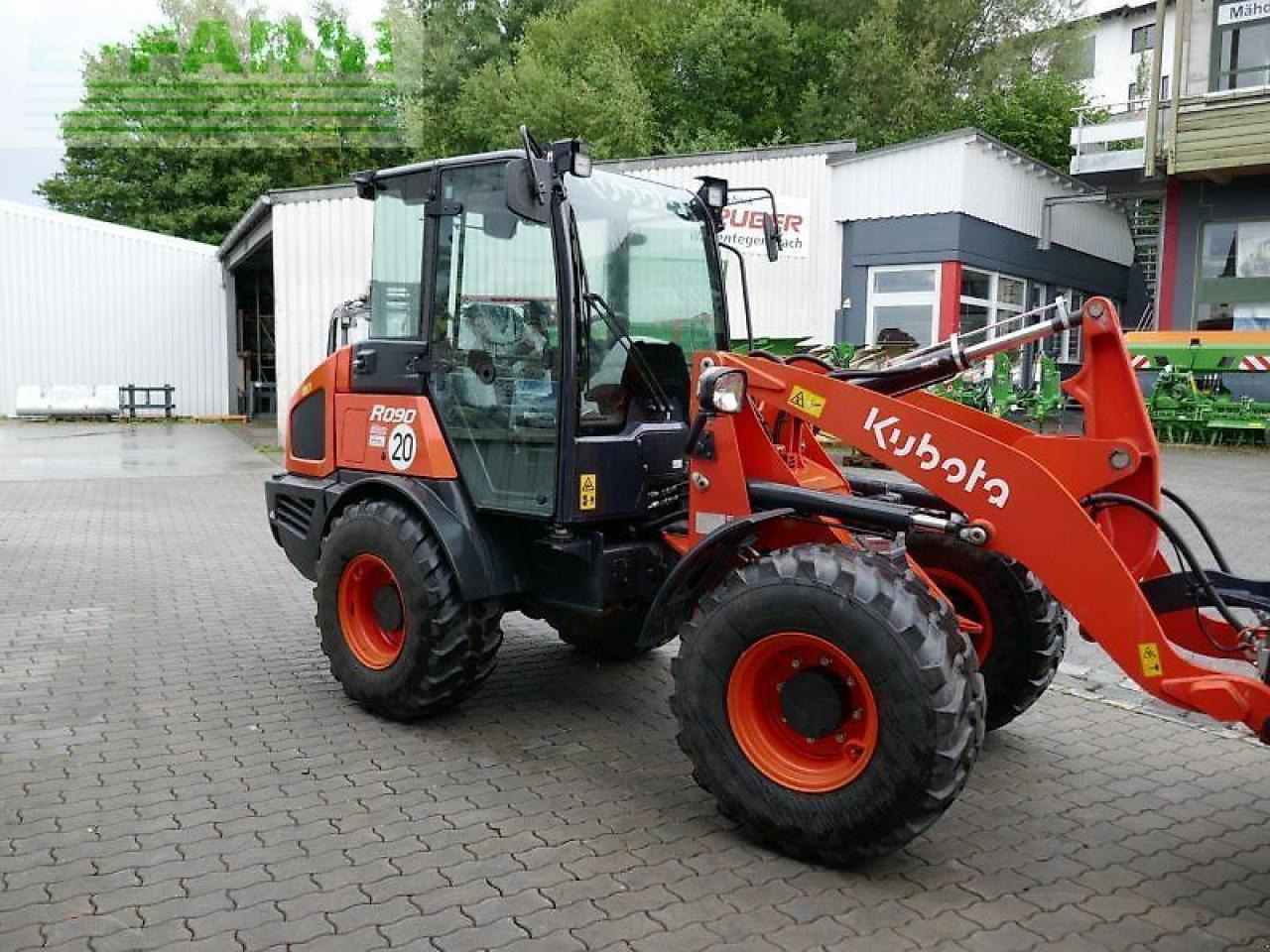 Kubota r090 - Mini bager: slika Kubota r090 - Mini bager Kubota r090 - Mini bager: slika Kubota r090 - Mini bager