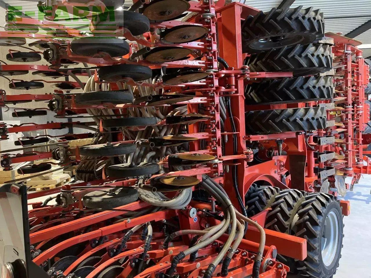 Kuhn espro 6000 rc mix - Kombajn i sijačica: slika Kuhn espro 6000 rc mix - Kombajn i sijačica Kuhn espro 6000 rc mix - Kombajn i sijačica: slika Kuhn espro 6000 rc mix - Kombajn i sijačica