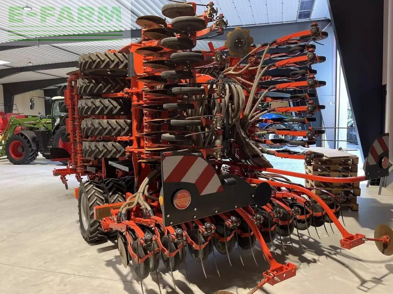 Kuhn espro 6000 rc mix - Kombajn i sijačica: slika Kuhn espro 6000 rc mix - Kombajn i sijačica Kuhn espro 6000 rc mix - Kombajn i sijačica: slika Kuhn espro 6000 rc mix - Kombajn i sijačica