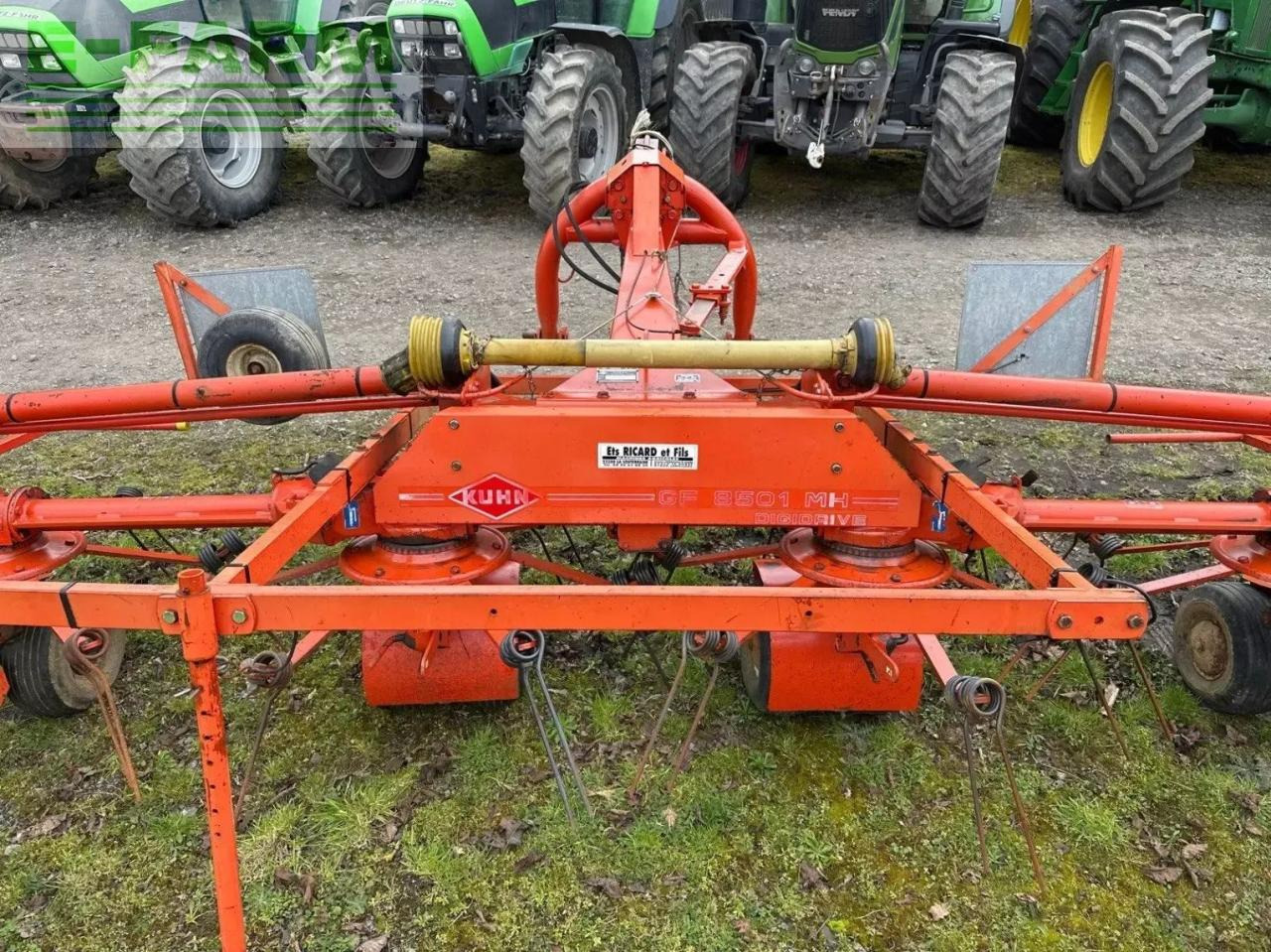 Kuhn faneur gf8501mh kuhn - Prevrtač sijena/ Grabulje: slika Kuhn faneur gf8501mh kuhn - Prevrtač sijena/ Grabulje Kuhn faneur gf8501mh kuhn - Prevrtač sijena/ Grabulje: slika Kuhn faneur gf8501mh kuhn - Prevrtač sijena/ Grabulje