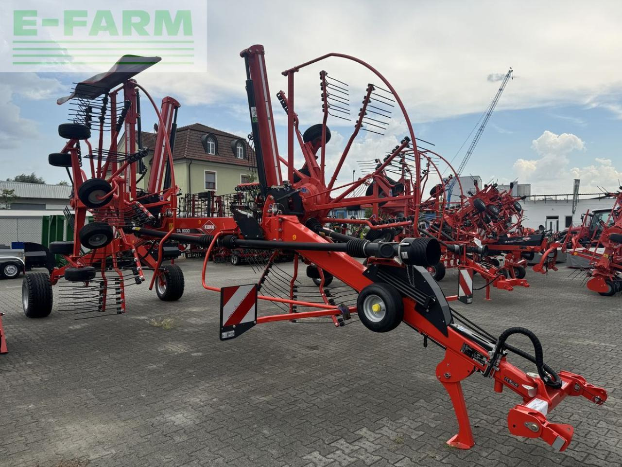Kuhn ga 8030 - Prevrtač sijena/ Grabulje: slika Kuhn ga 8030 - Prevrtač sijena/ Grabulje Kuhn ga 8030 - Prevrtač sijena/ Grabulje: slika Kuhn ga 8030 - Prevrtač sijena/ Grabulje