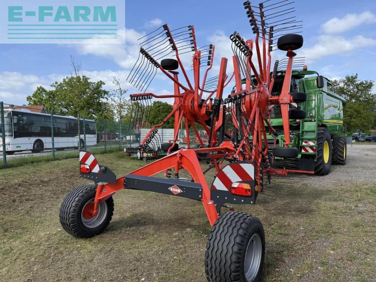 Kuhn ga8131 - Prevrtač sijena/ Grabulje: slika Kuhn ga8131 - Prevrtač sijena/ Grabulje Kuhn ga8131 - Prevrtač sijena/ Grabulje: slika Kuhn ga8131 - Prevrtač sijena/ Grabulje