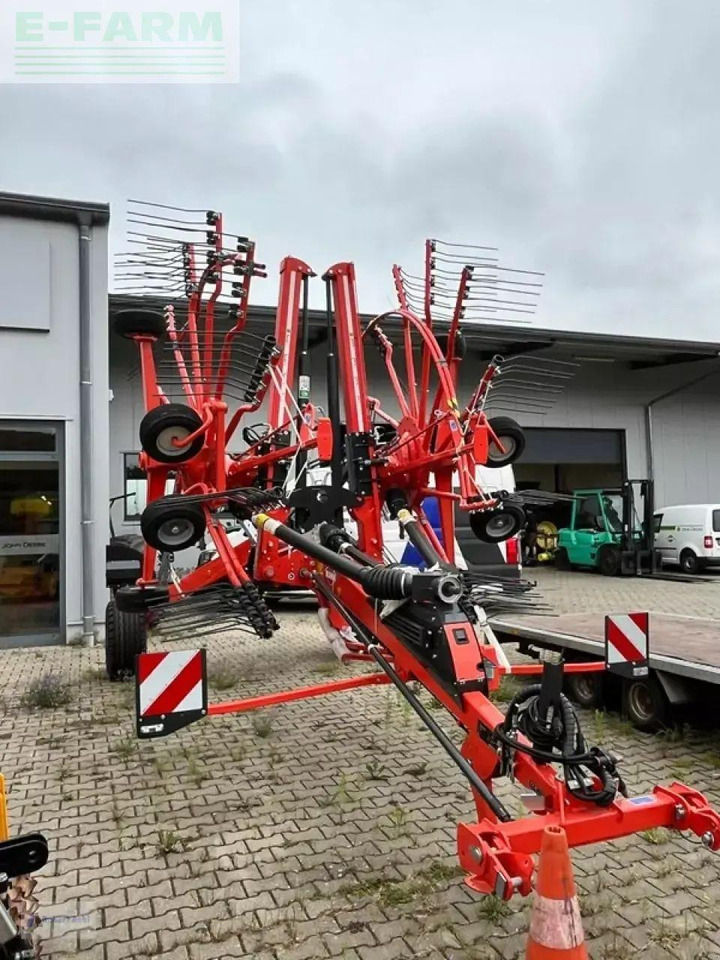 Kuhn ga8731+ - Prevrtač sijena/ Grabulje: slika Kuhn ga8731+ - Prevrtač sijena/ Grabulje Kuhn ga8731+ - Prevrtač sijena/ Grabulje: slika Kuhn ga8731+ - Prevrtač sijena/ Grabulje