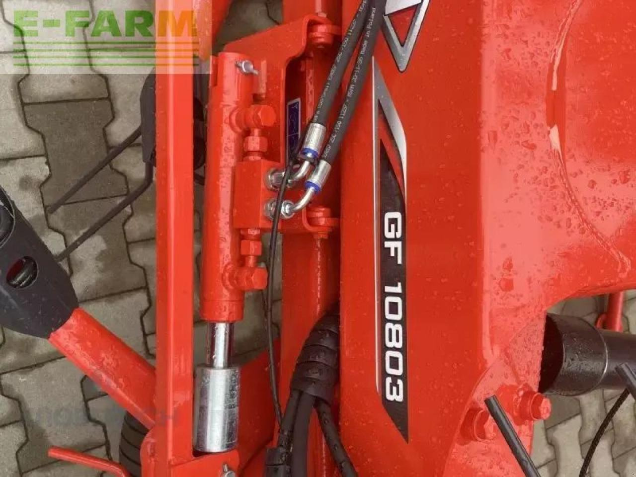 Kuhn gf 10803 - Prevrtač sijena/ Grabulje: slika Kuhn gf 10803 - Prevrtač sijena/ Grabulje Kuhn gf 10803 - Prevrtač sijena/ Grabulje: slika Kuhn gf 10803 - Prevrtač sijena/ Grabulje