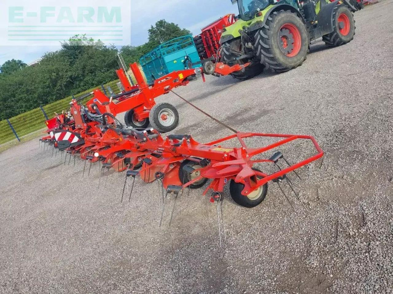 Kuhn gf13012 - Prevrtač sijena/ Grabulje: slika Kuhn gf13012 - Prevrtač sijena/ Grabulje Kuhn gf13012 - Prevrtač sijena/ Grabulje: slika Kuhn gf13012 - Prevrtač sijena/ Grabulje