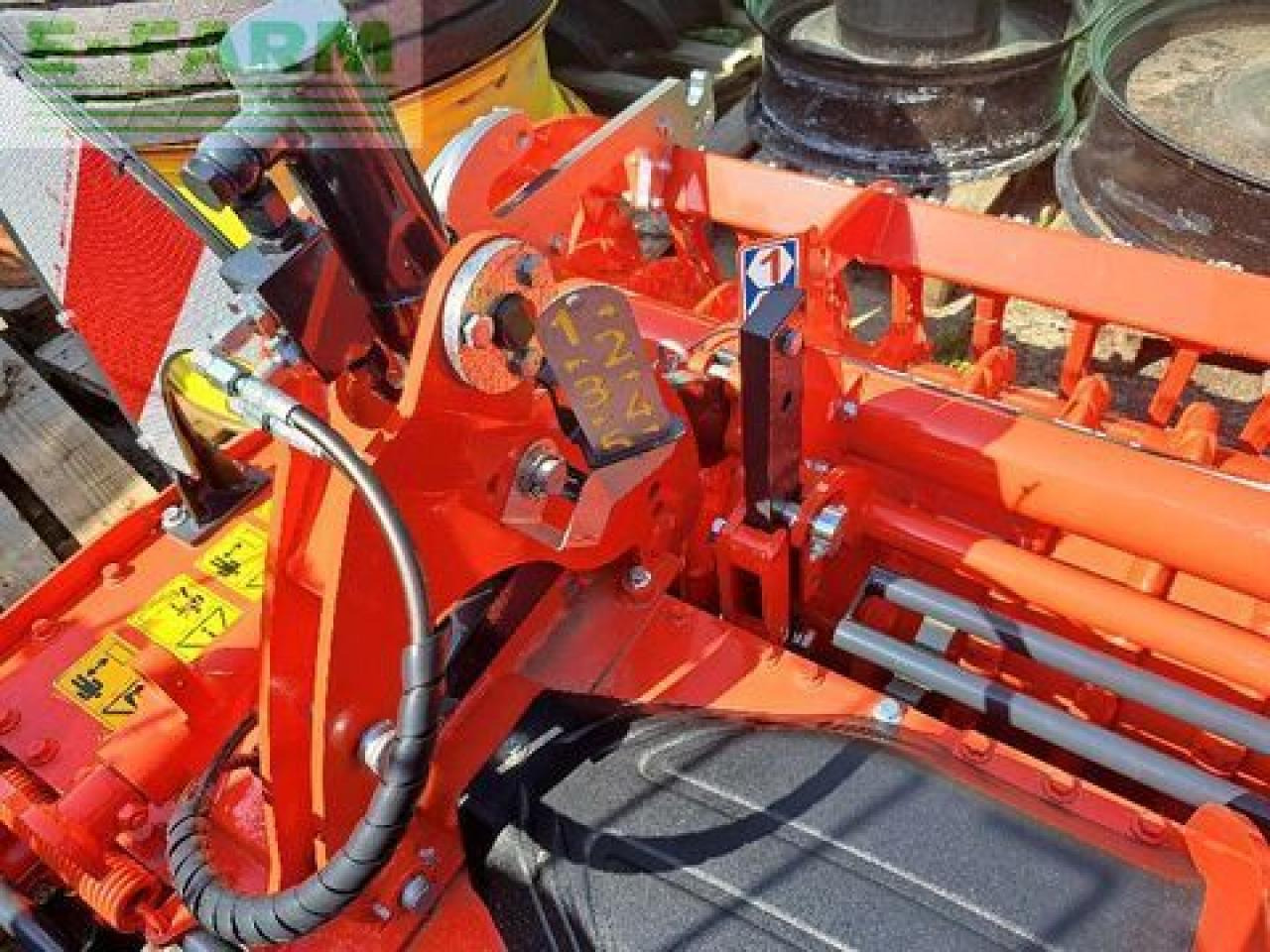 Kuhn hr3030 - Tanjurača: slika Kuhn hr3030 - Tanjurača Kuhn hr3030 - Tanjurača: slika Kuhn hr3030 - Tanjurača
