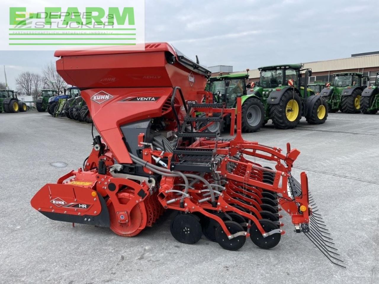 Kuhn hr3030 + venta3030 - Kombajn i sijačica: slika Kuhn hr3030 + venta3030 - Kombajn i sijačica Kuhn hr3030 + venta3030 - Kombajn i sijačica: slika Kuhn hr3030 + venta3030 - Kombajn i sijačica