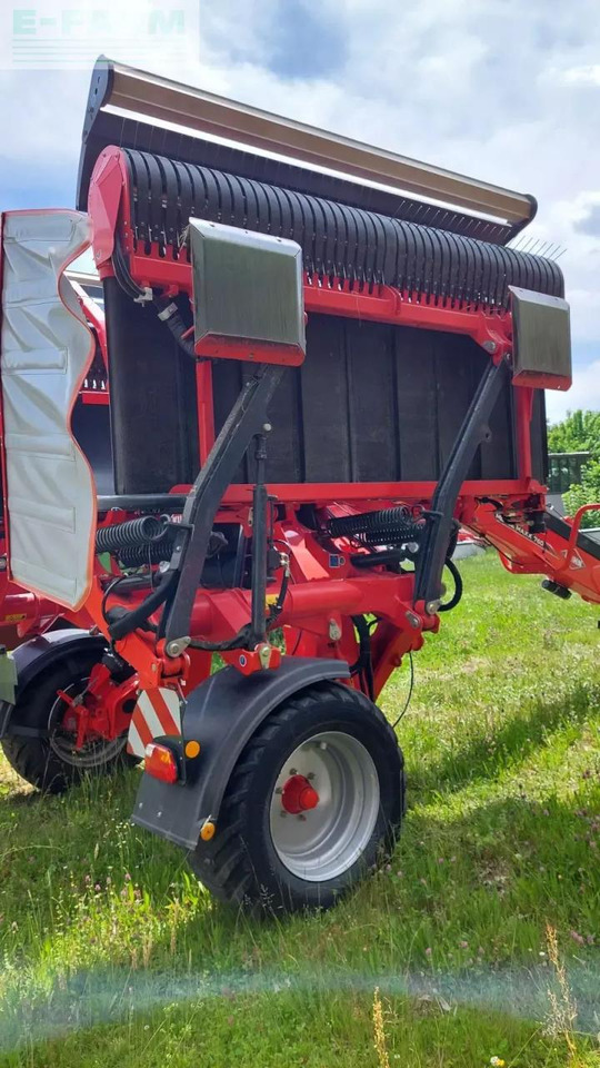 Kuhn merge maxx 760 - Prevrtač sijena/ Grabulje: slika Kuhn merge maxx 760 - Prevrtač sijena/ Grabulje Kuhn merge maxx 760 - Prevrtač sijena/ Grabulje: slika Kuhn merge maxx 760 - Prevrtač sijena/ Grabulje