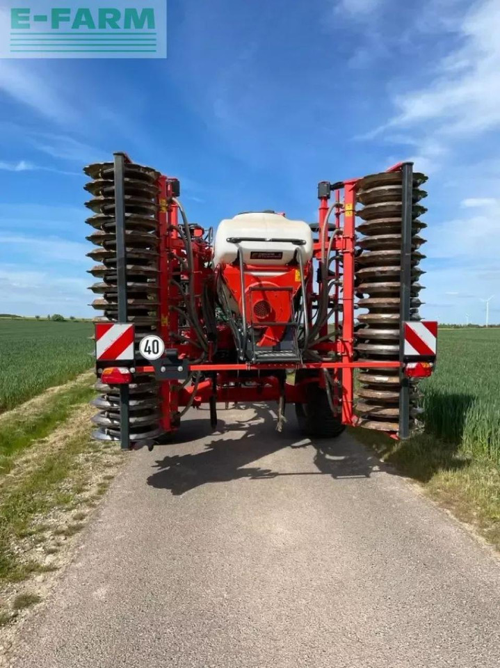 Kultivator Kuhn performer 5000: slika Kultivator Kuhn performer 5000