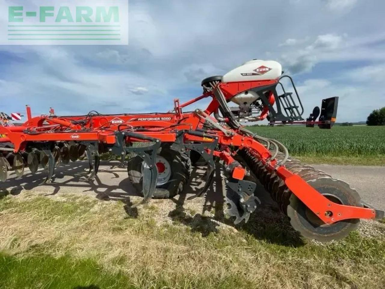 Kuhn performer 5000 - Kultivator: slika Kuhn performer 5000 - Kultivator Kuhn performer 5000 - Kultivator: slika Kuhn performer 5000 - Kultivator