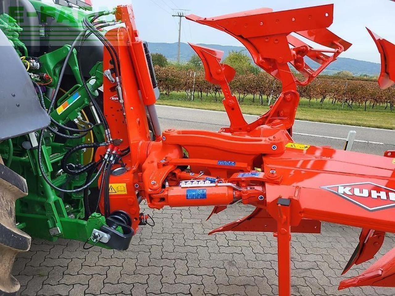 Kuhn vari-master 153 4e+1 - Plug: slika Kuhn vari-master 153 4e+1 - Plug Kuhn vari-master 153 4e+1 - Plug: slika Kuhn vari-master 153 4e+1 - Plug