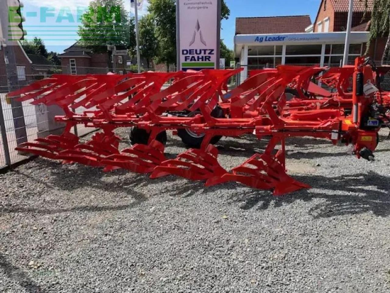 Kuhn vari master 153 4e+1 - Plug: slika Kuhn vari master 153 4e+1 - Plug Kuhn vari master 153 4e+1 - Plug: slika Kuhn vari master 153 4e+1 - Plug