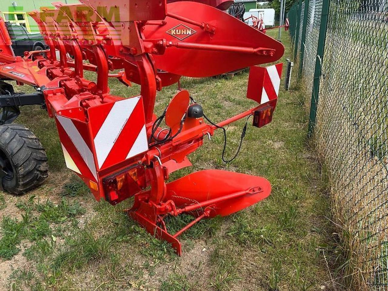 Kuhn vari-master 153 5 (4e+1) - Plug: slika Kuhn vari-master 153 5 (4e+1) - Plug Kuhn vari-master 153 5 (4e+1) - Plug: slika Kuhn vari-master 153 5 (4e+1) - Plug
