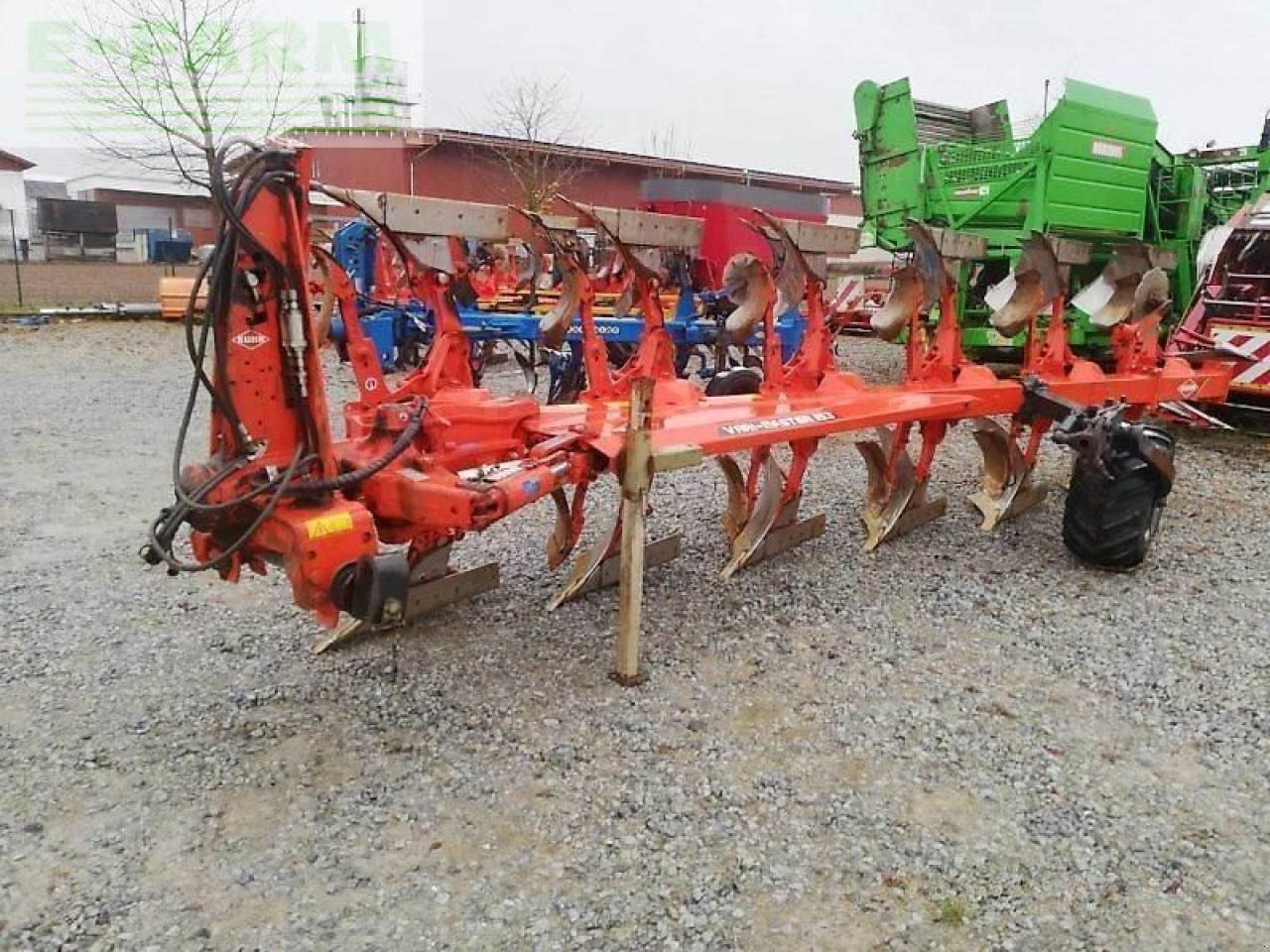 Kuhn vari-master 153 - Plug: slika Kuhn vari-master 153 - Plug Kuhn vari-master 153 - Plug: slika Kuhn vari-master 153 - Plug