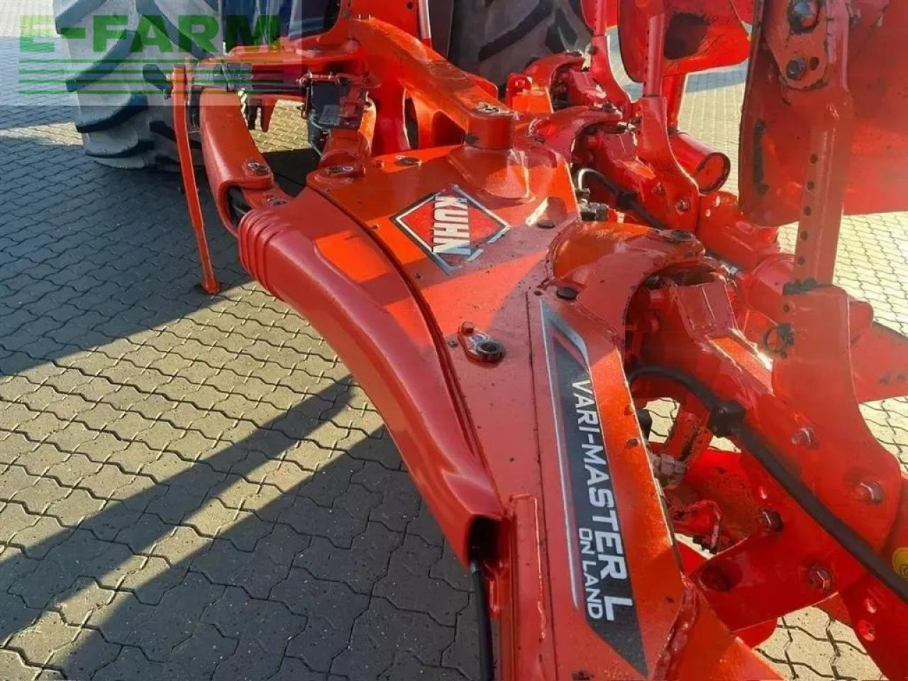 Kuhn vari-master l on land - Plug: slika Kuhn vari-master l on land - Plug Kuhn vari-master l on land - Plug: slika Kuhn vari-master l on land - Plug